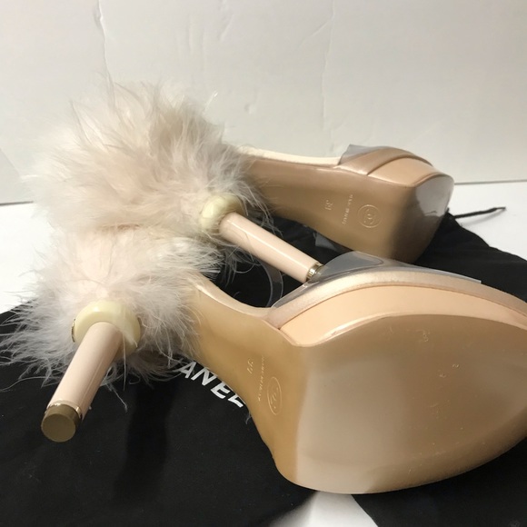 SOLD Chanel Pink feather cream heels boudoir shoes 9 - Picture 6 of 9